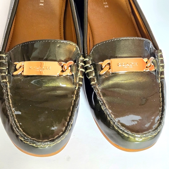 Coach metallic olive green slip on loafer size 6with gold hardware - Picture 8 of 9
